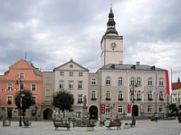 /album/dzierzoniow/dzierzoniowski-ratusz-z-wieza-xv-w-jpg/